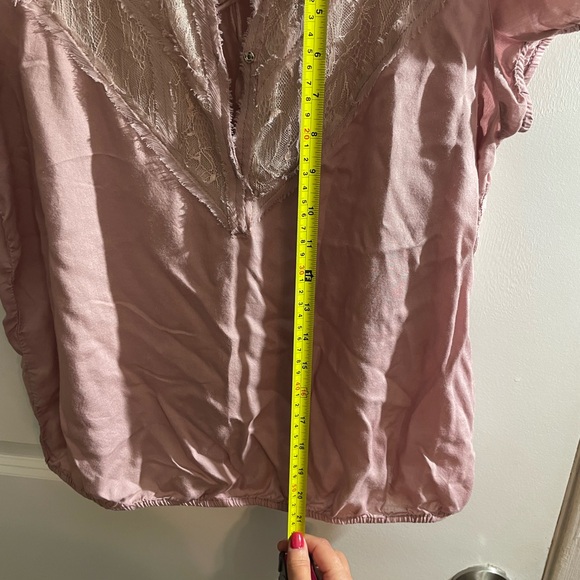 American Eagle Top - Picture 8 of 8